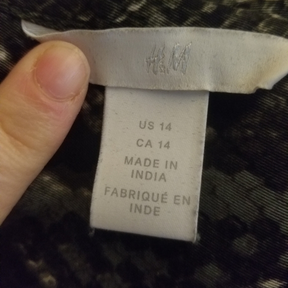 H&M Long shirt - Picture 2 of 3